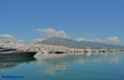 New Golden Mile Apartment | Bahia De La Plata 1A