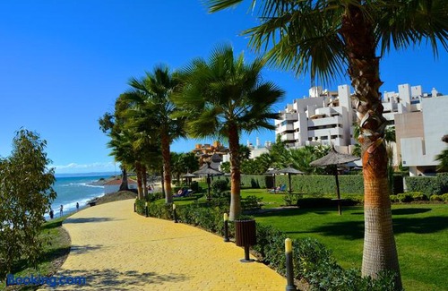 New Golden Mile Apartment | Bahia De La Plata 1A