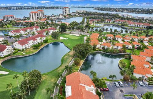 Isla del Sol Apartment | Bahia Del Mar 241