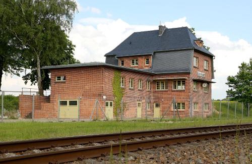 Alt Suhrkow Apartment | Bahnhof Hohen Mistorf