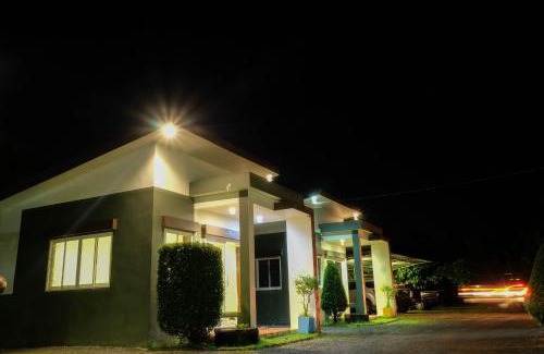 Khlung Resort | Bai Pai Resort