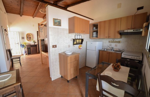 Marina Di Camerota House | BAIA-LUNA APARTMENTS. Mary Posis villa