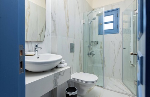 Batroun Hotel | Baiit Dora