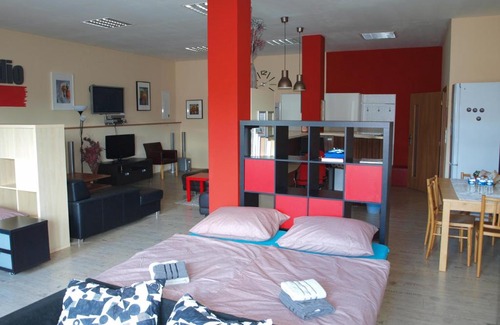 Neratovice Apartment | BAILANDO Studio