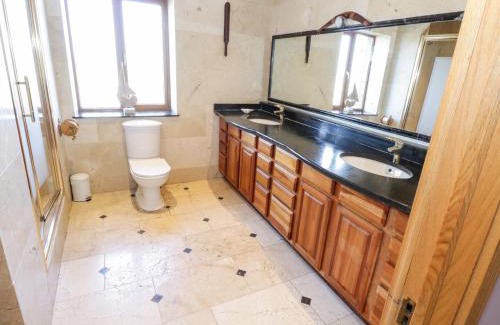 Wild Atlantic Way House | Baile Na Cille