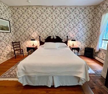 Reading Bed & Breakfast | Bailey's Mills Bed & Breakfast