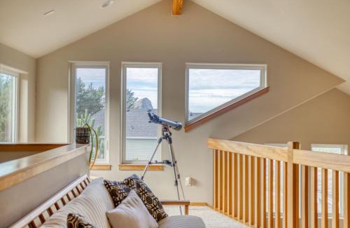 Pacific City House | Baileys Beach House - Meredith Lodging