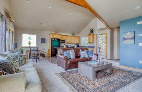 Pacific City House | Baileys Beach House - Meredith Lodging