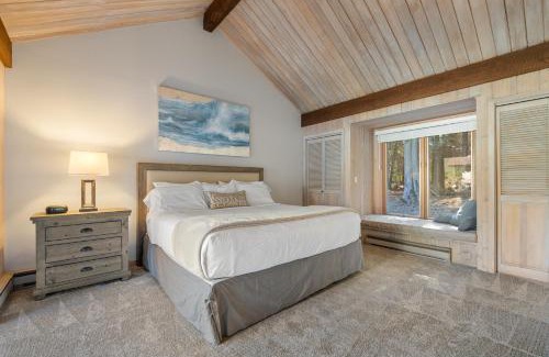 Baileys Harbor House | Baileys Harbor Lakefront Abode by Simple Life Rentals