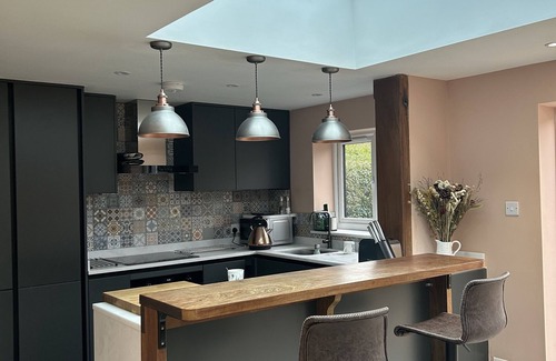 Castle Acre House | Bailiff’s Cottage, Circa 1600 cosy, charactful & Pet friendly