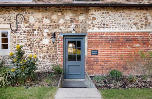 Saint Osyth House | Bailiffs Cottage