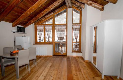 Soucheres-Basses House | Baita della Fontana