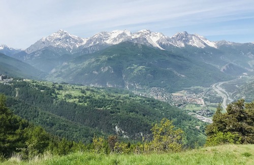 Oulx Apartment | Baita Gran Bosco: Large apartment for 4 people