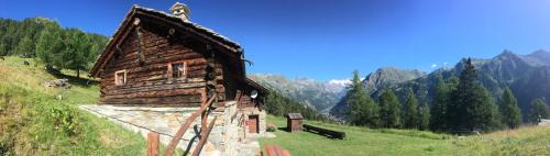 Gressoney-Saint-Jean Ski Chalet | Baite Cialvrina
