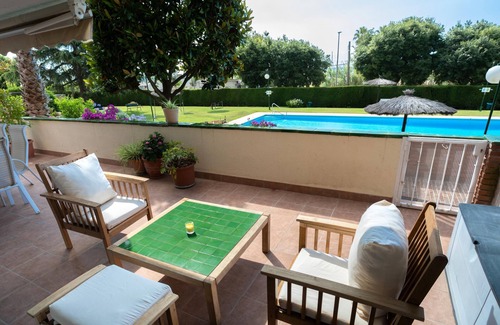 Sant Andreu de Llavaneres Apartment | BAIX BALIS accommodation for families. Beach 5 minutes walking
