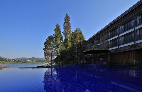 Baiyun Hotel | Baiyun Lakeside Hotel