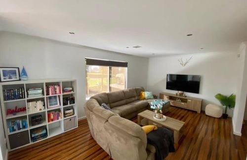 Indented Head House | Baja Beach Lodge
