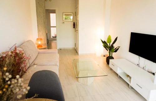 Miengo Apartment | Bajo con jardines cerca de la playa