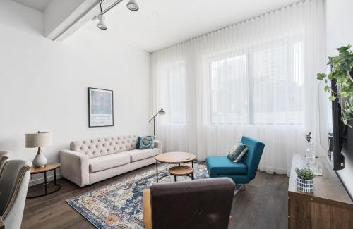 Downtown Montreal Apartment | Bakan - Sainte Catherine