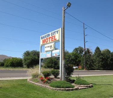 Baker City Hotel | Baker City Motel & RV