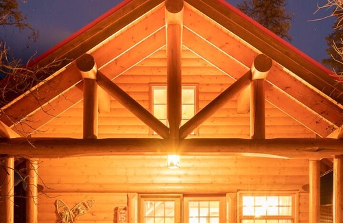 Lake Louise Cabin | Baker Creek | Superior Two Bedroom Cabin