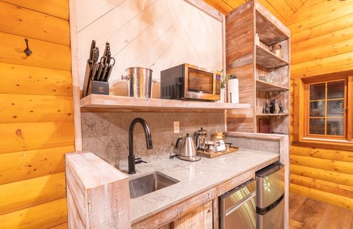Lake Louise Cabin | Baker Creek | Two Bedroom Cabin