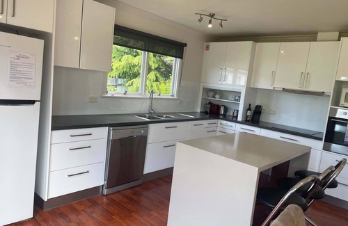 Richmond House | "Baker's Cottage" in Historic Richmond, Sleeps 6.
