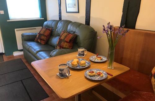 Ludham House | Bakers Cottage Ludham - Norfolk Broads