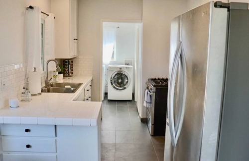 Bakersfield House | Bakersfield Sunset Stay