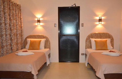 Del Carmen Bed & Breakfast | Bakhaw Bed & Breakfast