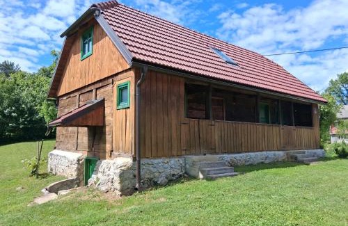 Cvetkovic Ski Chalet | Bakina iža