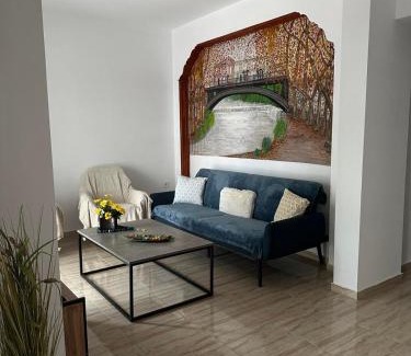 Trikala Apartment | Bakopoulos resort Ένα όμορφο διαμέρισμα με βεράντα