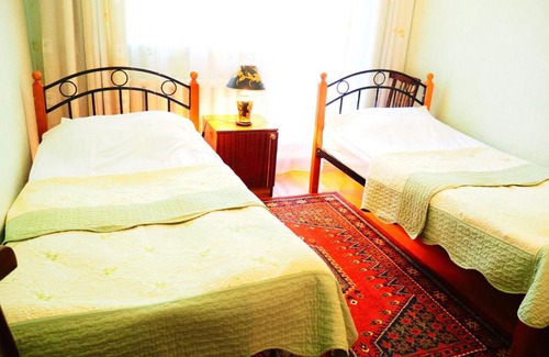 Naryn House | Baktygul guesthouse