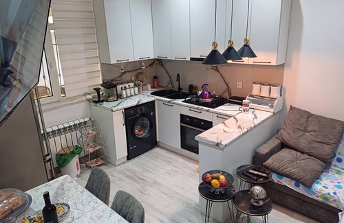 Baku Apartment | Baku 2+1 room H.Aliyev pr+center. Narimanov metro 500metr .Socar tower 70metr