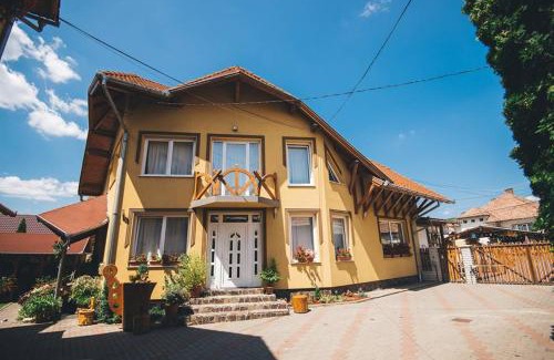Corund Bed & Breakfast | Balázs Panzió