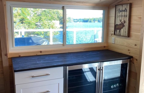 Torrance Cottage | Bala Charm (Muskoka Lake)nEnjoy your stay! Charming cottage Muskoka lake views!