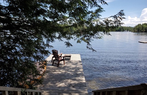 Bala Cottage | Bala Park Island Cottage on Lake Muskoka with private 100 ft waterfront lot.