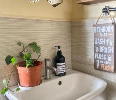 Jaro House | Balai Lawaan Cozy Homestay