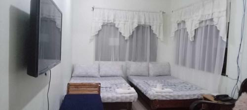 Guindulman Bed & Breakfast | Balai Mariacaria Pension House