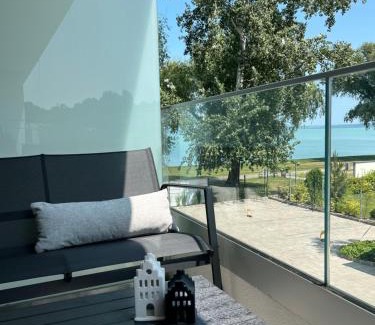 Siofok Aranypart Apartment | BalaLux Wave Apartman