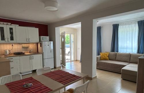 Balatonmariafurdo Apartment | Balaton Holiday Home