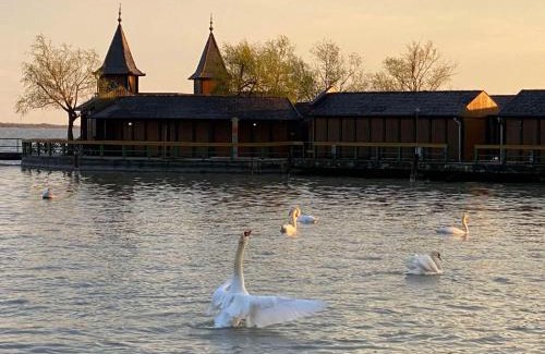 Keszthely House | Balaton-parti Kertes Nyaraló