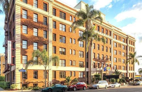 Park West Apartment | Balboa Park, San Diego Zoo, Centrally Located!