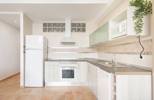 Navarres Apartment | Balcón de las Fuentes: Design, comfort and unique views