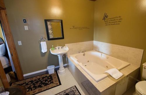 Dufur Hotel | Balch Hotel