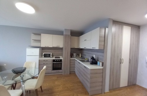 Balchik Apartment | BALCHIK PERLA Apartament cu dotari complete si vedere la mare, 900 m de plaja.