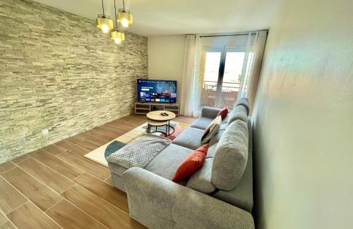 Minimes - Barriere de Paris Apartment | " Balcon Urbain " Clim - Parking - Vue