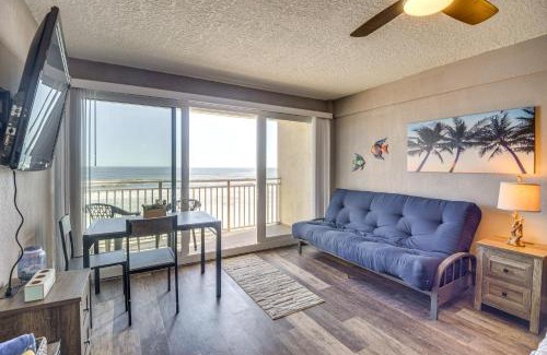Daytona Beach Apartment | Balcony Direct Oceanfront Gem in Daytona Beach!