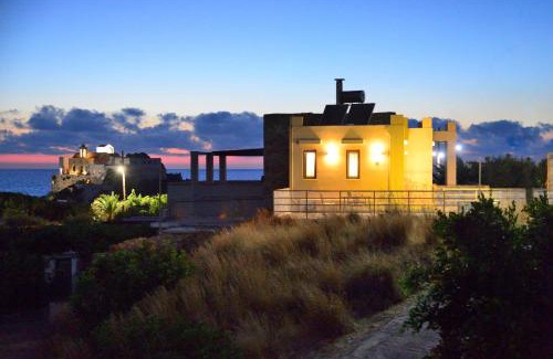 Ayios Pandeleimon House | Balcony Rooms
