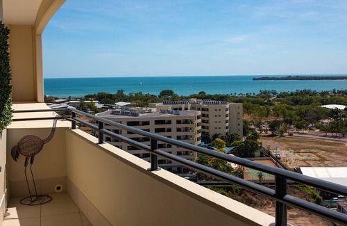 Parap Apartment | Balcony views of spectacular Darwin Harbour, short walk to beach and restaurants